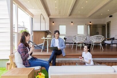 地方移住の先輩に聞く、決めた理由やその後の満足度