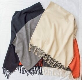 意外と汚れています！ストールやポンチョを家で手洗いするコツ