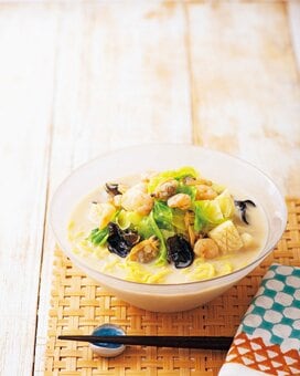 ごくごく飲める！？豆乳ちゃんぽん麺。シーフードミックスで簡単
