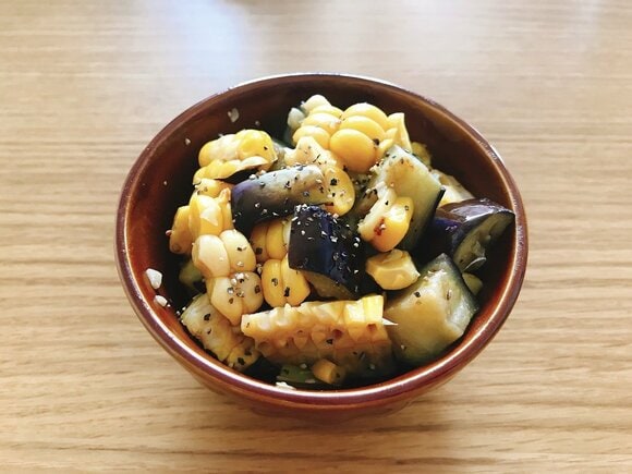 ナスのバターコーン炒め