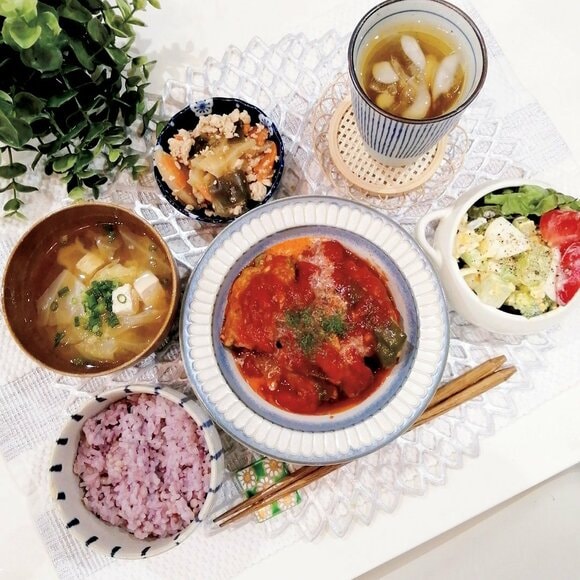 トマト煮やお味噌汁など