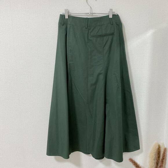 コットンツイルフレアスカート後ろ