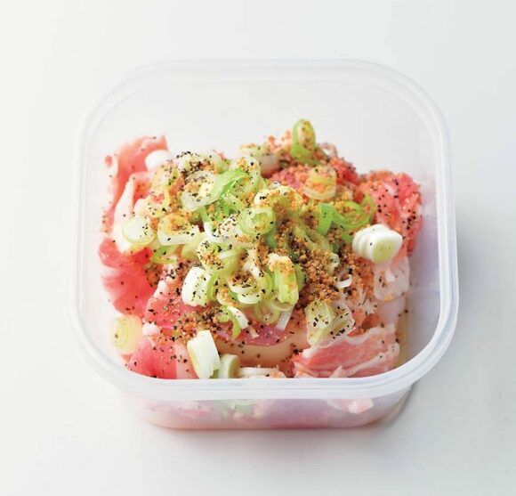 タッパー豚肉ネギ