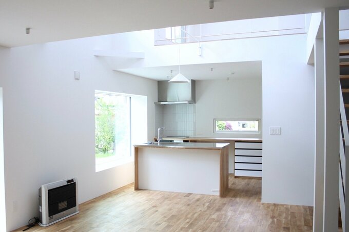 リノベーションをした住宅のキッチン