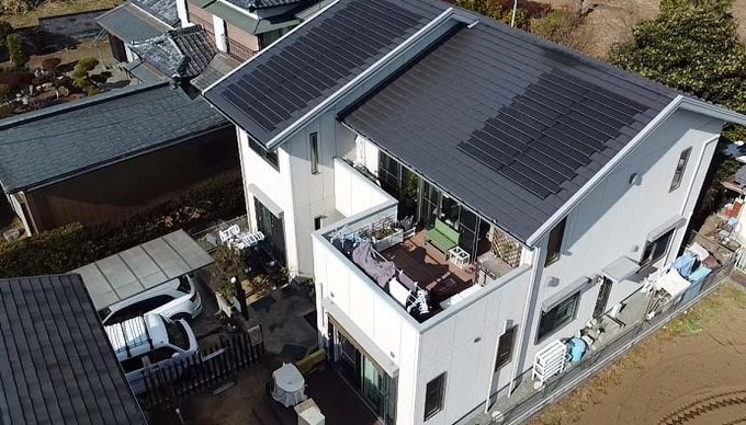 ドローンを使用して点検