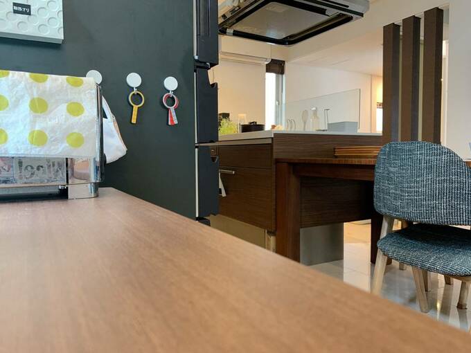 冷蔵庫の横にマグネットフック