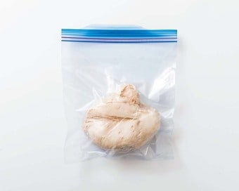 鶏胸肉はサラダチキンにして冷凍が新常識。おかずに役立つ！