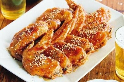 あまじょっぱタレに手が止まらない鶏肉おかず。フライパンひとつで完成