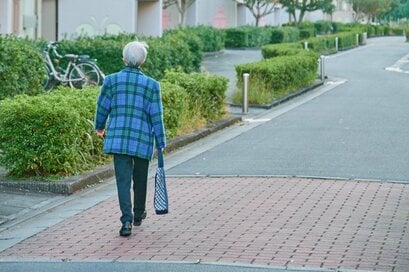 年金4万円、1日1000円ルールで暮らす75歳は「楽しみ上手」。ご近所散策も立派なレジャー