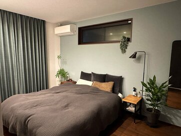 人生史上、睡眠＆目覚めが最高に快適な寝室に。間取りと照明の工夫が大成功