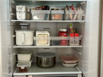 元片づけられない３人家族、今の「冷蔵庫の中身」。調味料を立てて常にすっきり