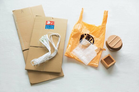 リビングキャビネット捨てたもの