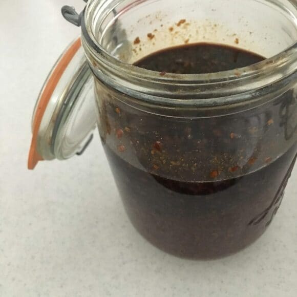 麹としょうゆを発酵させたしょうゆ麹