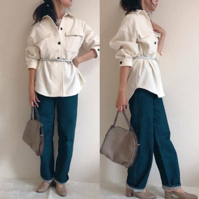 カーブジーンズに合わせてカジュアルコーデ