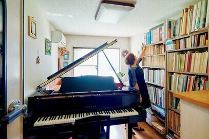 70代、夫の介護のために団地をリフォーム。トイレ、リビングも改装した「オープンな病室」