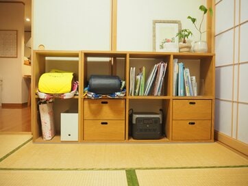 子どもが3人いても「ものが増えすぎない」コツ。クリスマス前の今は片づけのチャンス