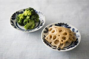 ブロッコリーナムル＋レンコンのバターじょうゆのつくり方