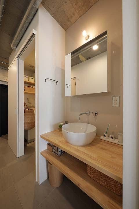 廊下に設けた洗面台