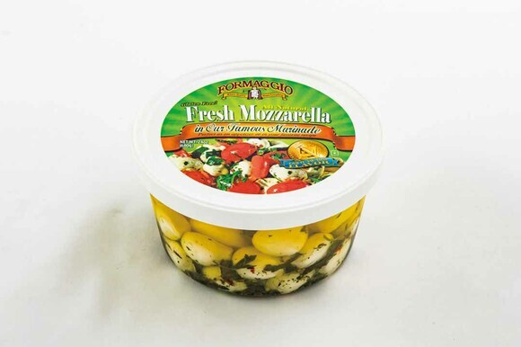 モッツァレラチーズガーリック/バジルマリネ