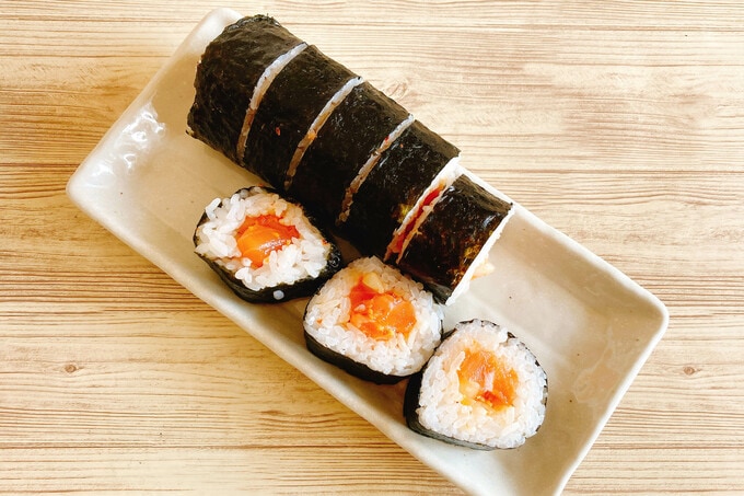 サーモンポキロール