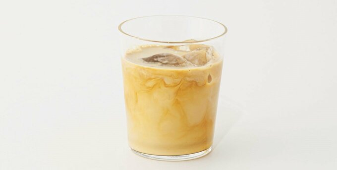 グラスにカフェオレベース