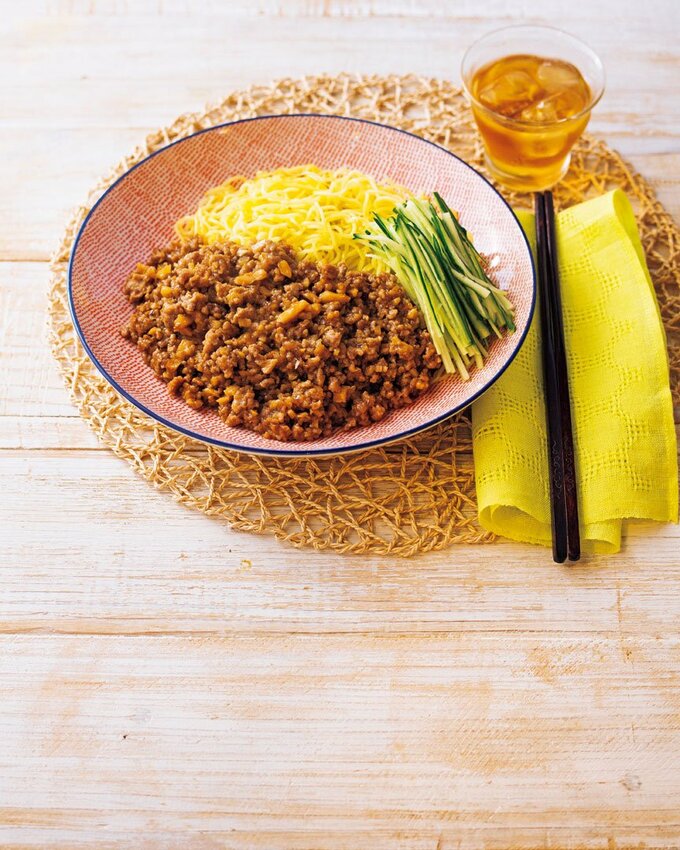 ジャージャー麺