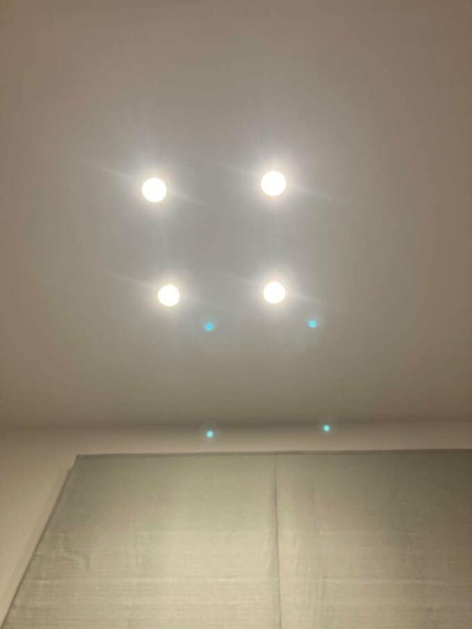 寝室のダウンライト