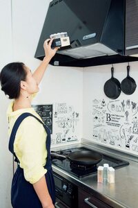 女性レンジフードに調味料