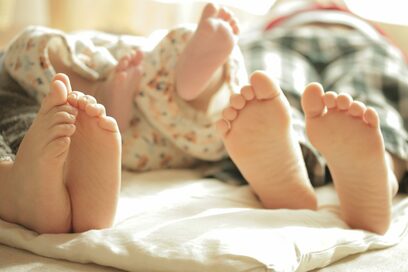 子どもをかわいく撮りたい？泣き顔、真顔、手足が予想を超えるショットに！