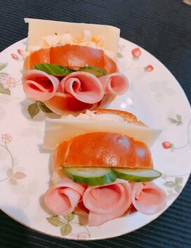 時短！簡単！お弁当にも便利なロールパンサンドイッチのつくり方