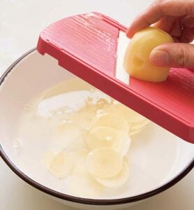 薄くスライスして肉のかさ増しに