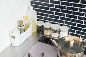 よく使う調味料はまとめてボックスに！