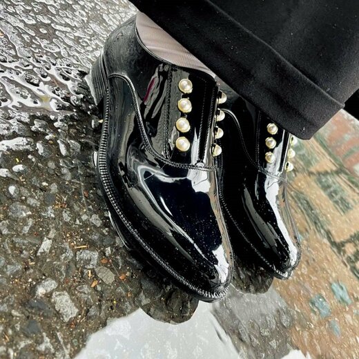 晴雨兼用シューズ