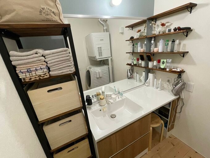 DIYでオープン収納棚を取りつけた