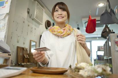 増税後の現金払いは損！クレジットカードが得する本当の理由