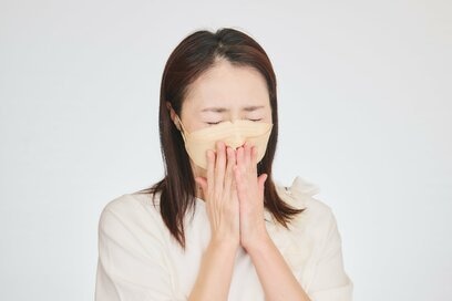 じつは花粉症によくない「髪型」。エアシャン・玄関ブラシで少しでもラクになるコツ