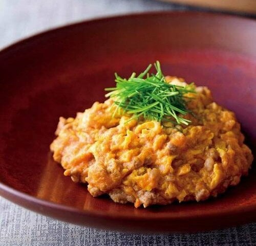 ひき肉と卵のなめらか炒め