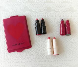 これだけポーチに入れておけばOK！コンビニ限定の最旬コスメ