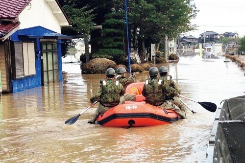 洪水と救助