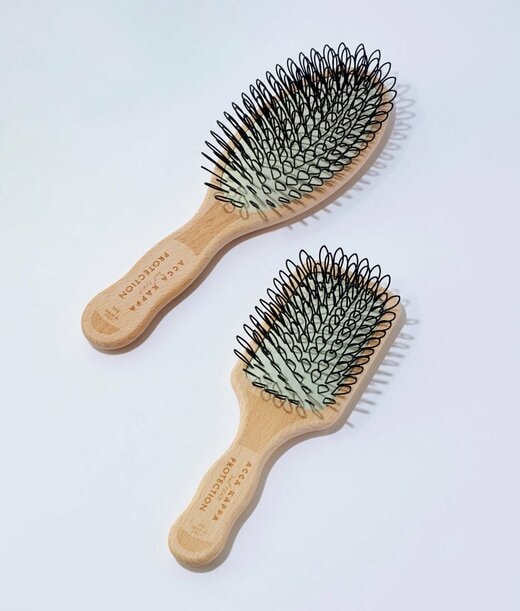 ループ状のブラシ