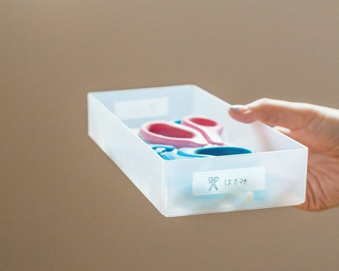 ケースにハサミ