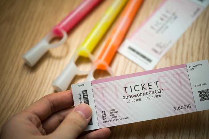チケット