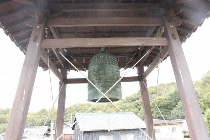 定期船の汽笛を時計代わりに