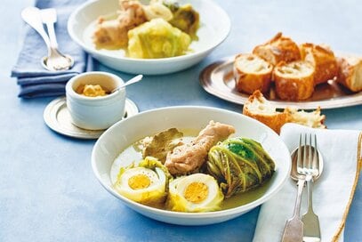 春キャベツの「エッグロールキャベツ」。うまみたっぷりボリューミー