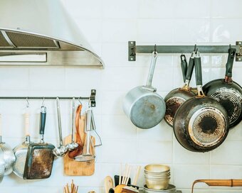 年100万円を貯めている人に聞く、キッチン道具の選び方