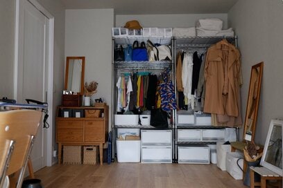 40代、クローゼットの扉をなくしてよかったこと6つ。じつはメリットしかない