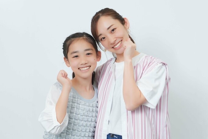 山田沙織さん(第3期キレイな母ちゃん・38歳)と、真菜さん(小6・11歳)親子