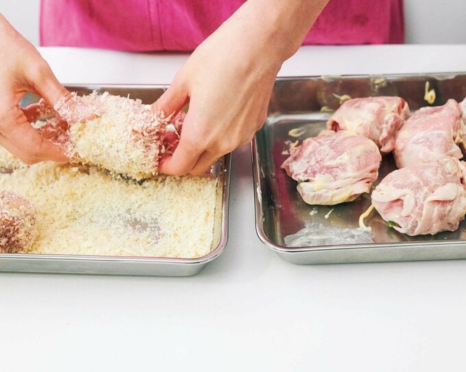 パン粉をつける