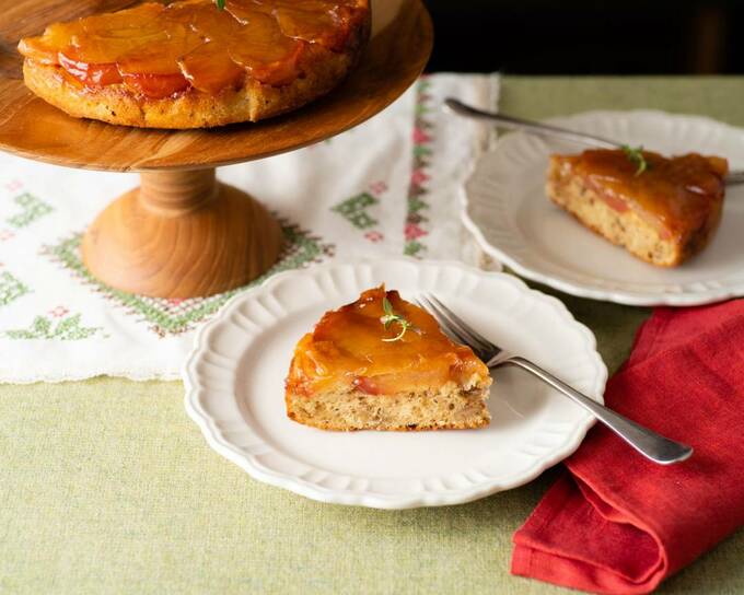 シナモン香るリンゴとクルミのケーキ