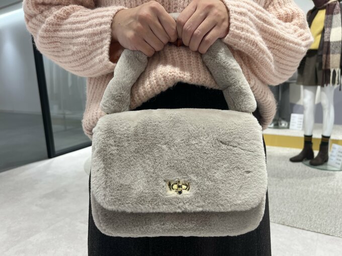 GUファーバッグ